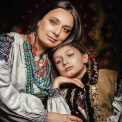 макіяж до українського національного вбрання для фотосесії